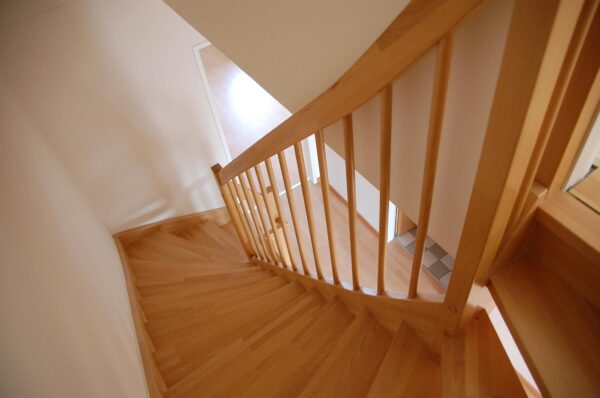 Solid or engineered treads - which fits your staircase