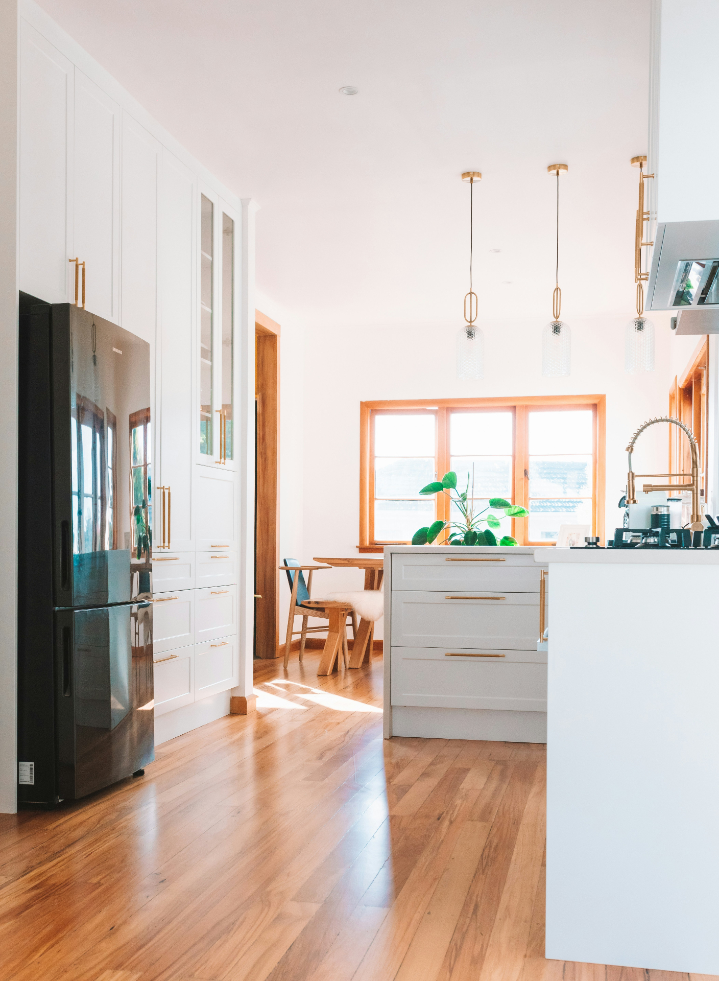 Click-lock or glue-down - which suits a slab home
